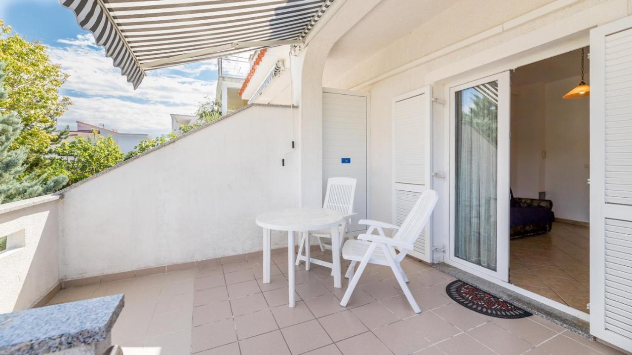 Apartamento Damir & Gordana Baška Exterior foto