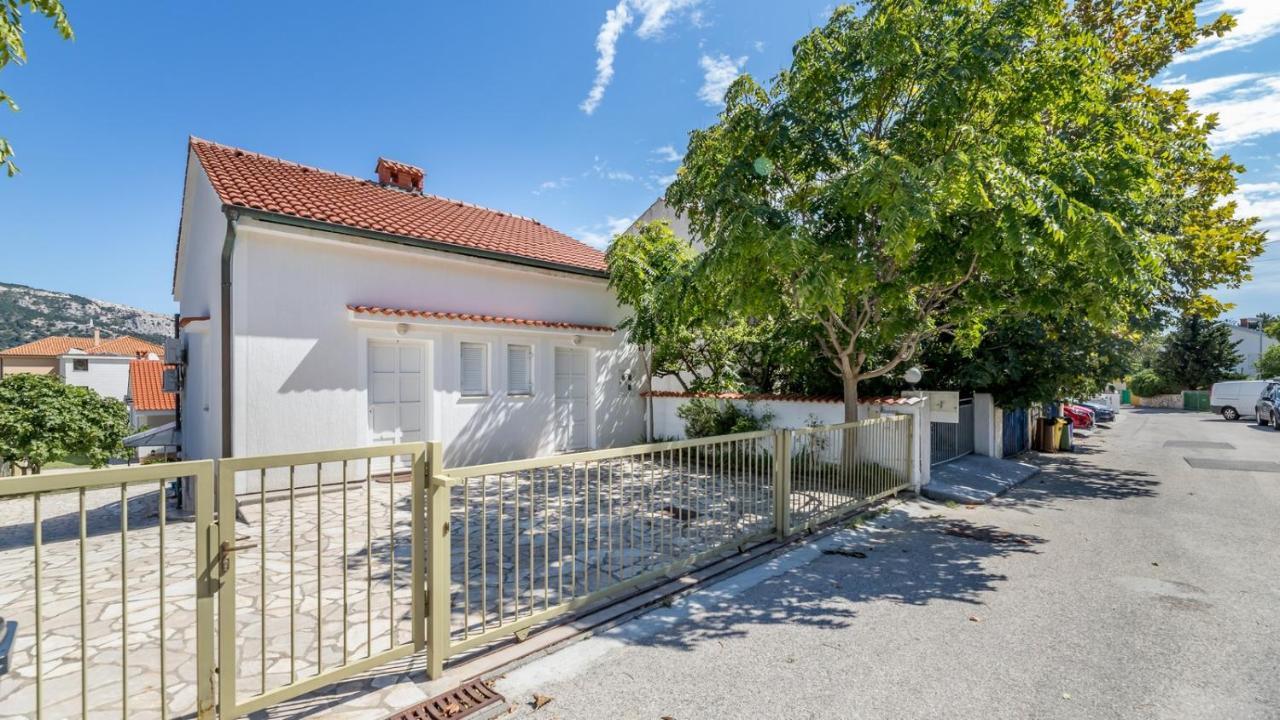 Apartamento Damir & Gordana Baška Exterior foto
