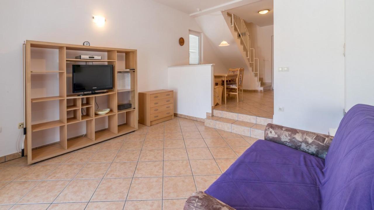 Apartamento Damir & Gordana Baška Exterior foto